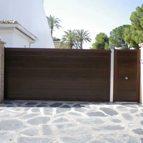 Beneficios de las puertas corredizas de motor
